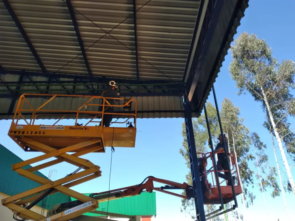 plataformas elevatórias para indústria alimentícia