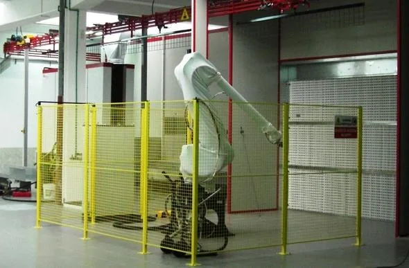 protetores de máquinas industriais